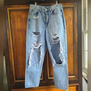 American Eagle Highest Rise Mom Jean